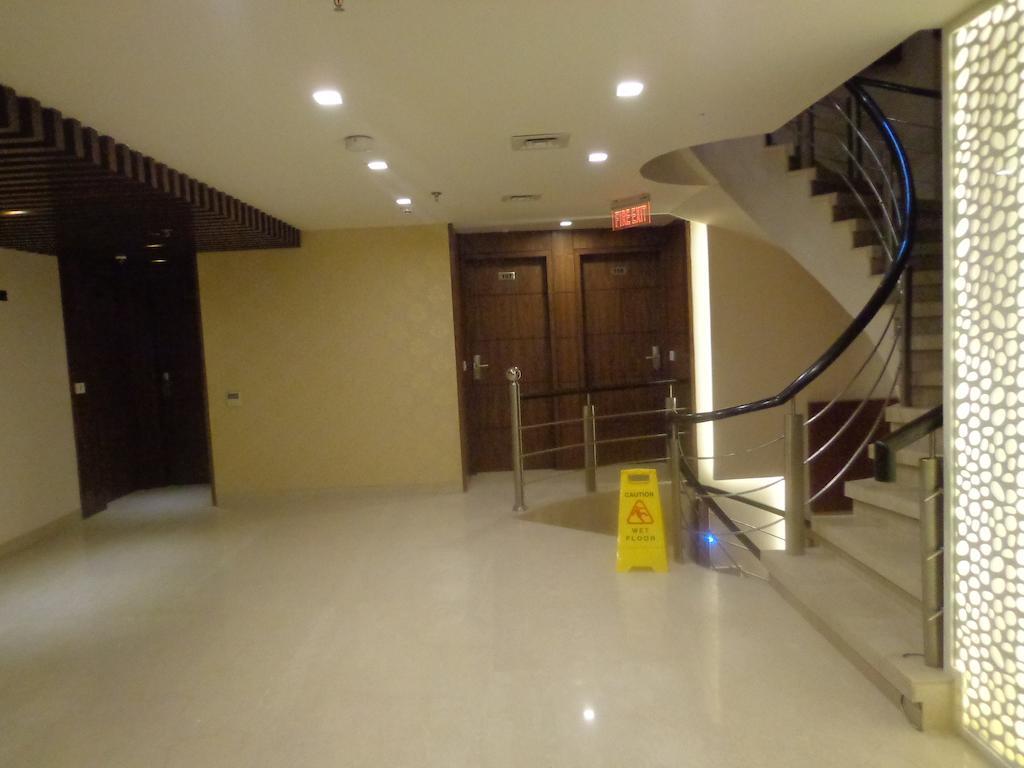 Hotel Taj Princess - Boutique Hotel Delhi  Exterior foto