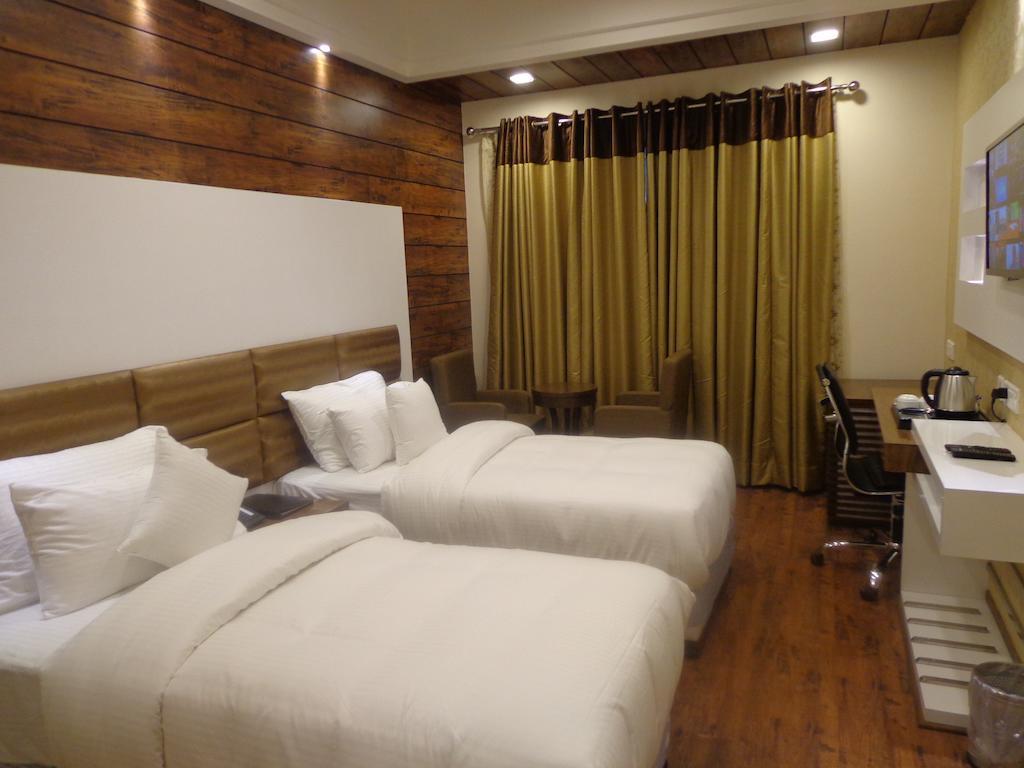 Hotel Taj Princess - Boutique Hotel Delhi  Exterior foto
